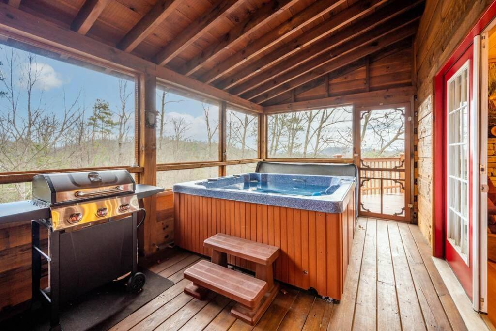 Over The Mountain - Smoky Mountain View Cabin Sevierville Exterior foto