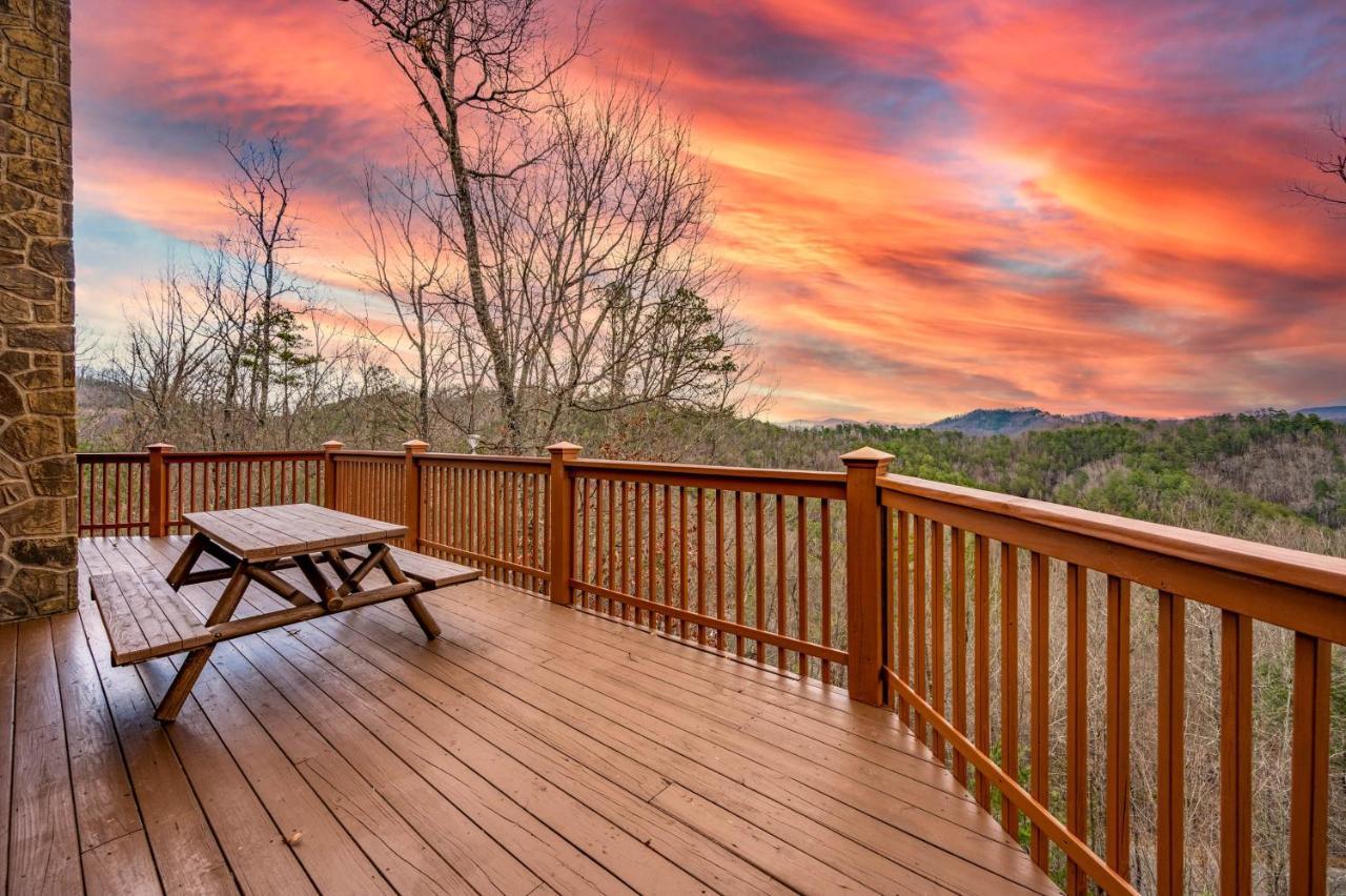 Over The Mountain - Smoky Mountain View Cabin Sevierville Exterior foto